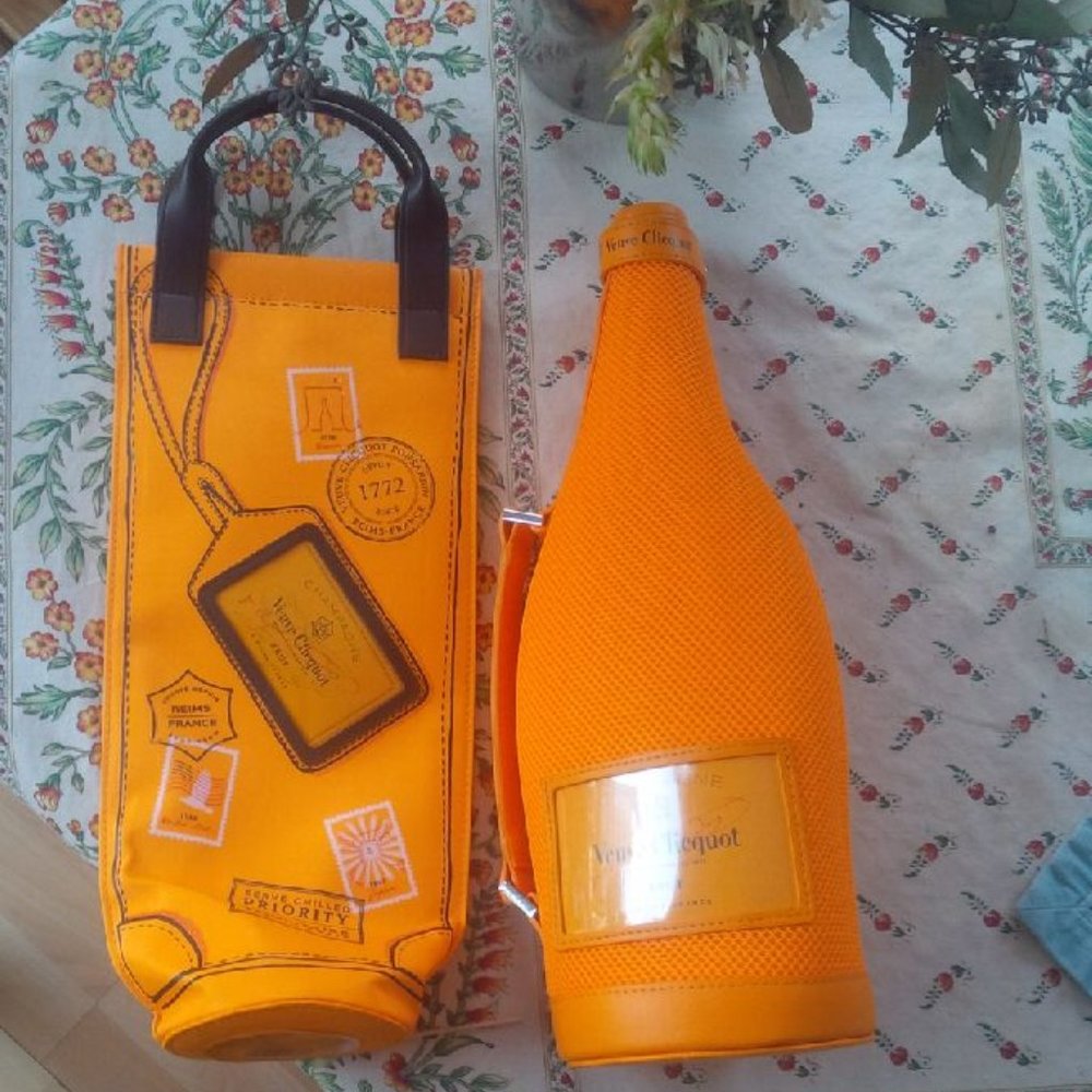 NWOT 2 Verve Cliquot Insulated Bags